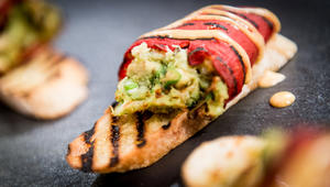 Krabbeoppskrift - Fylte piquillos på toast